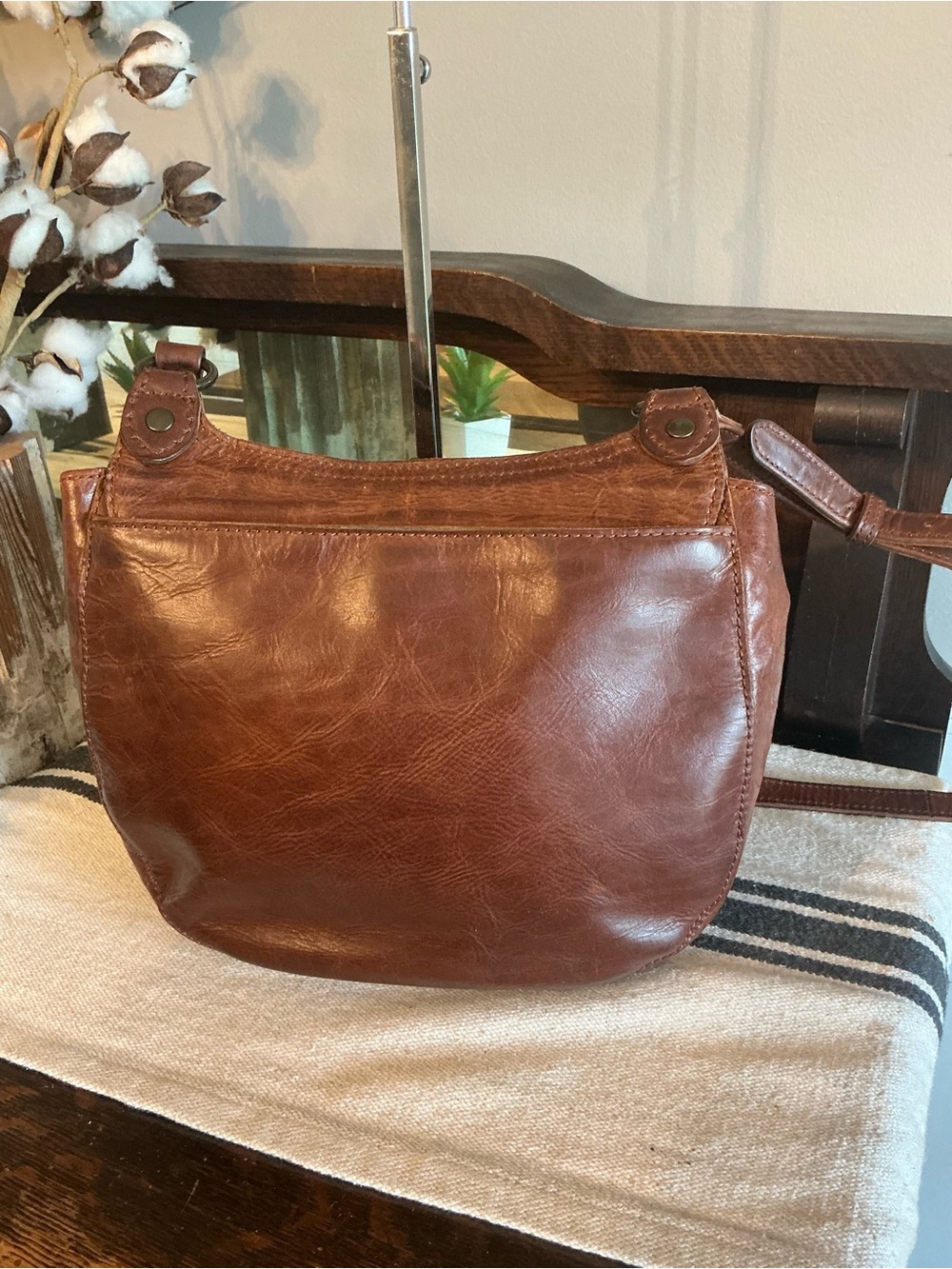 Frye Melissa Leather Saddle Bag Crossbody Shoulder Bag Cognac Brown Retail $378 - Picture 5 of 15